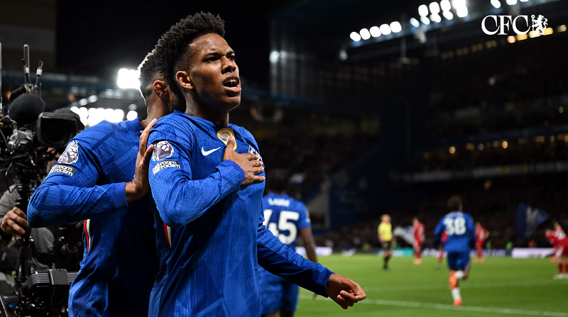 HLV Ajax thừa nhận sức mạnh vượt trội của Chelsea sau thất bại tại Stamford Bridge