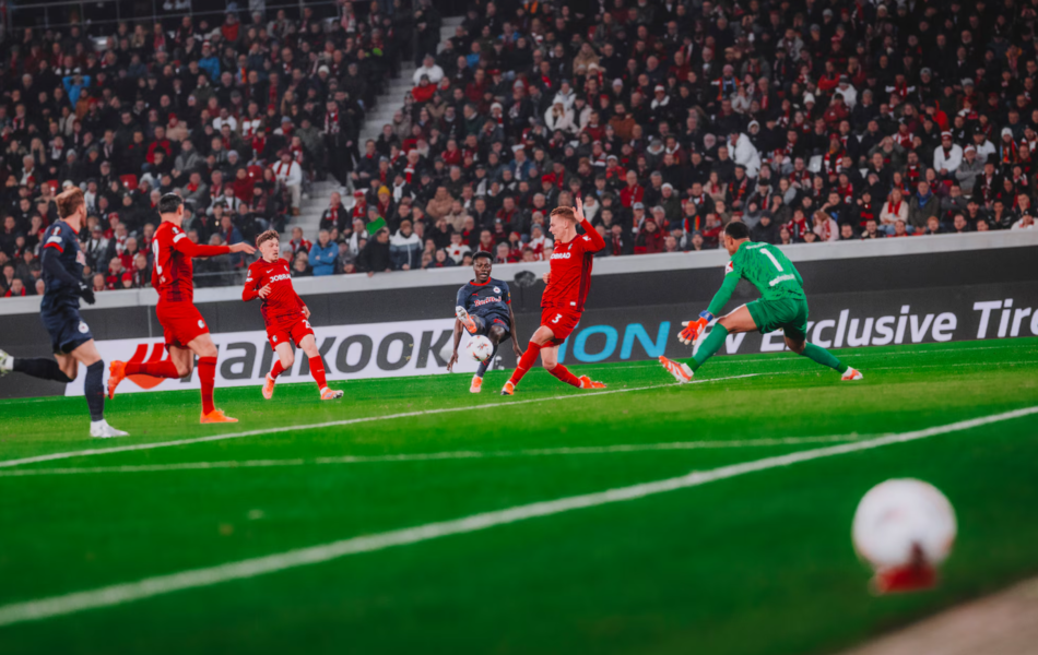 SC Freiburg vs Red Bull Salzburg (03:00  12/12) | Xem lại trận đấu